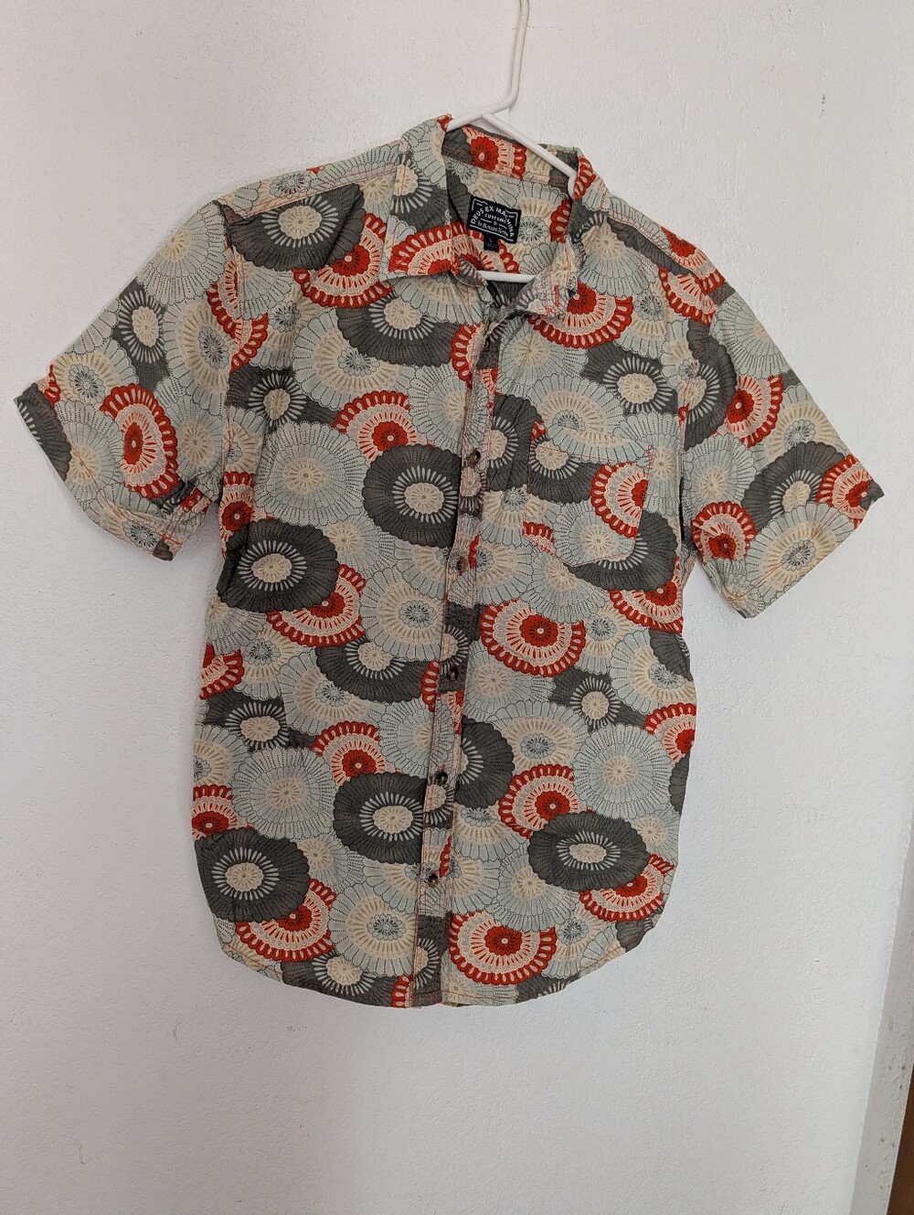 Deus Ex Machina Men's Short Sleeve Button-Up Shirt Abstract Floral Print